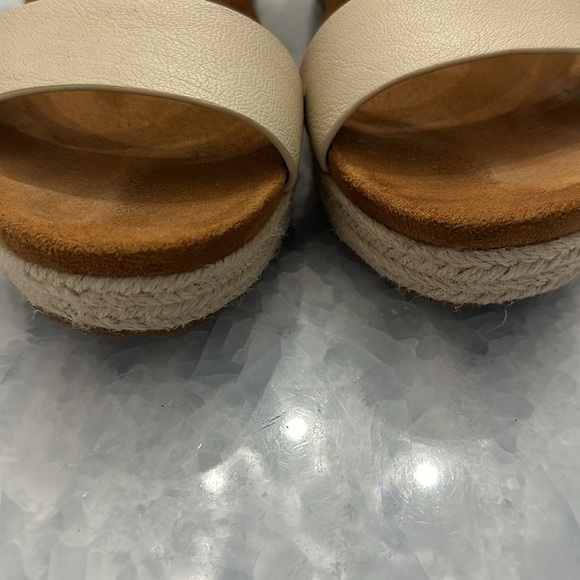 Zodiac Espadrille Cushioned Double Strap Wedge Slip on Sandals Beige Sand Size 9 - Picture 9 of 9